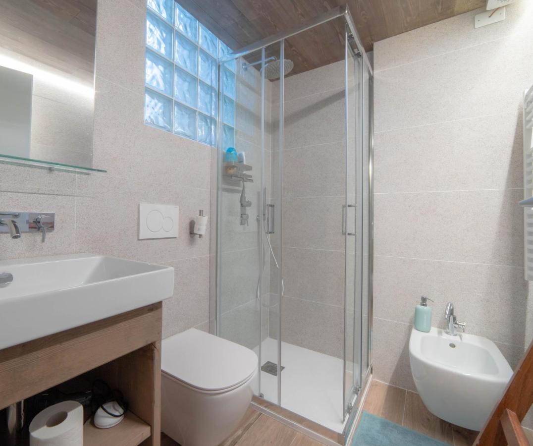 Belabri - Central Charme&Comfort -Mansarde E Appartamento อาออสตา ภายนอก รูปภาพ